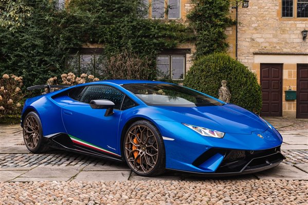 Lamborghini Huracán LP640-4 Performante