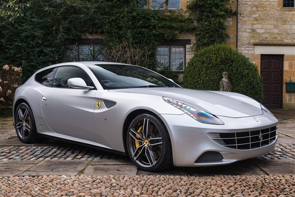 Ferrari FF