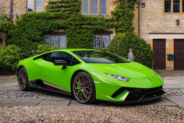Lamborghini Huracan Performante