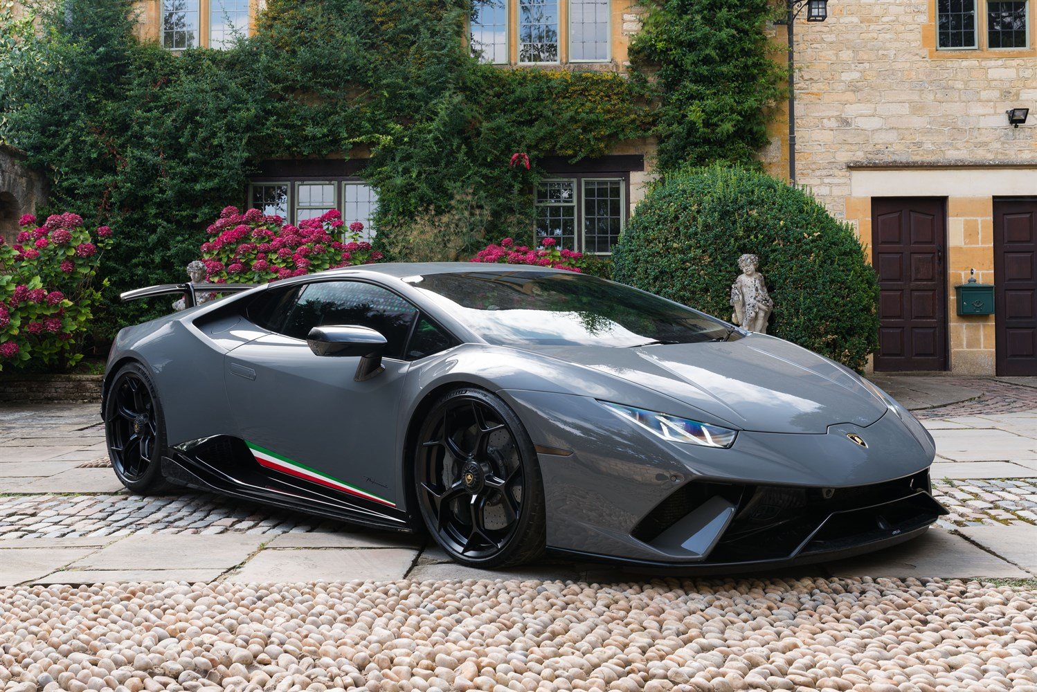 Lamborghini Huracan LP 640-4 Performante