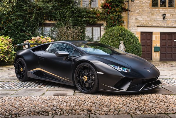 Lamborghini Huracán LP640-4 Performante
