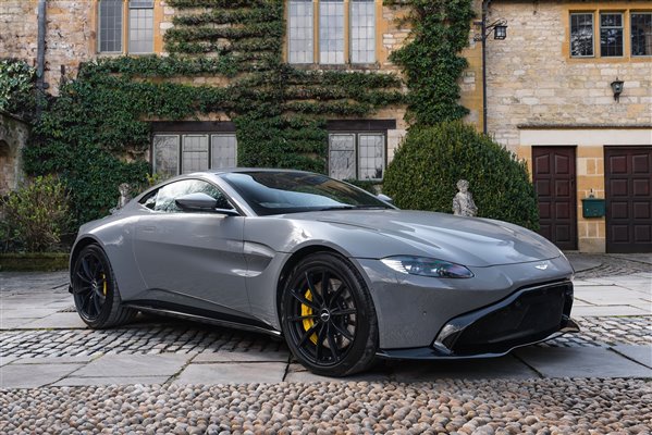 Aston Martin Vantage